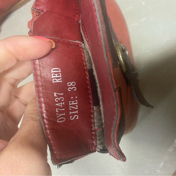 Never Worn - Picture 2 of 2